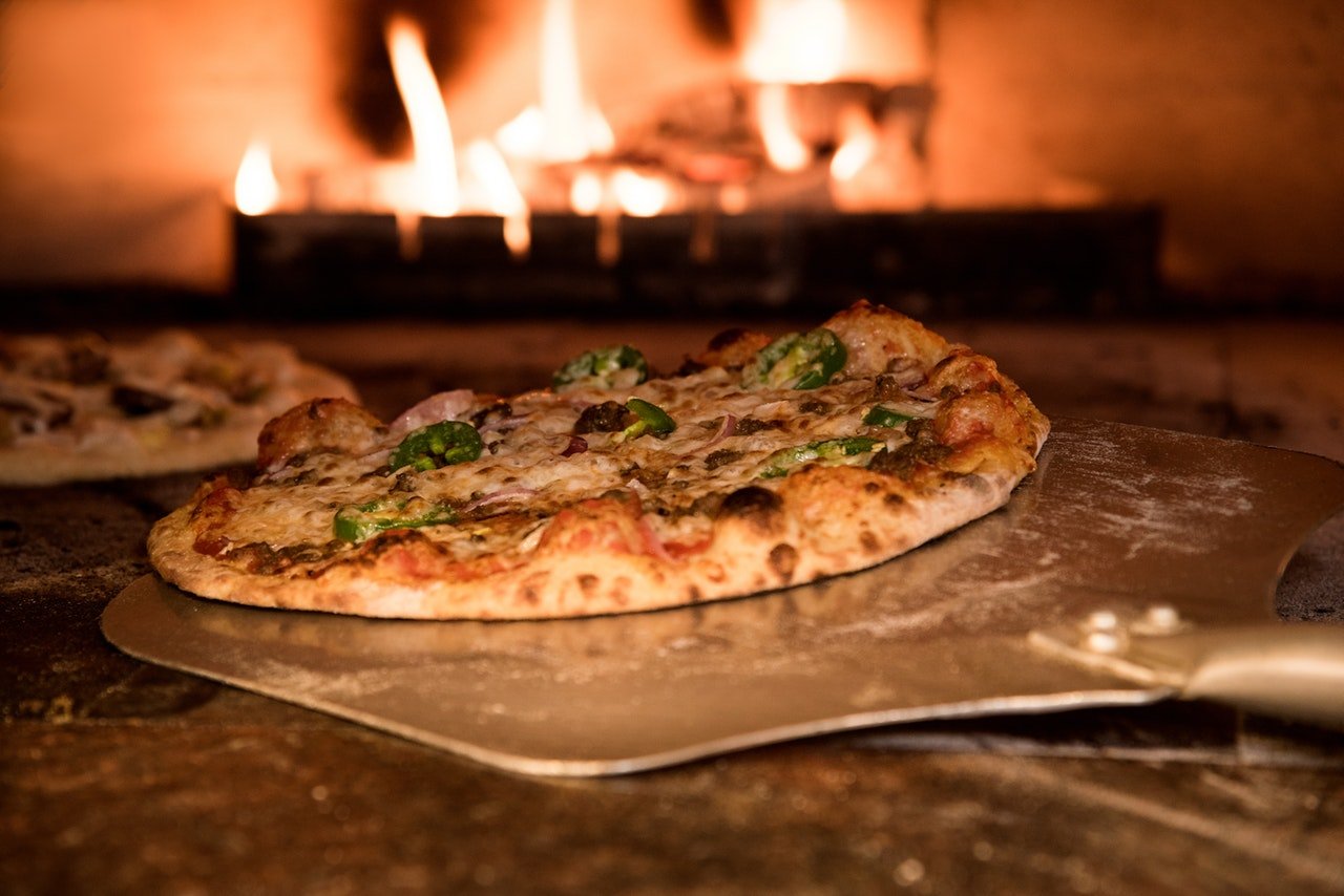 Entertain the easy way by making woodfired pizza